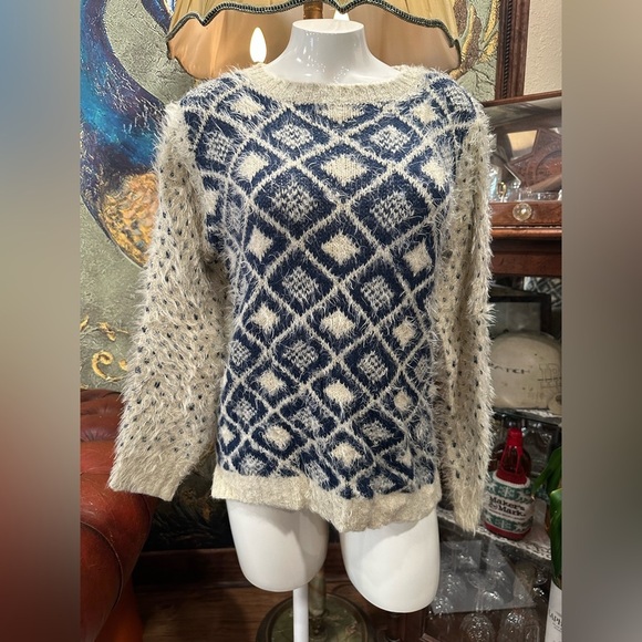 fù záde Soft Fuzzy Knit Argyle Diamond Crewneck Sweater - Size Small - Picture 4 of 10